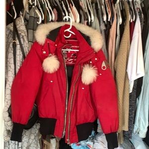 Authentic Moose Knuckles Down coat. Thick with down, no smokers as well.